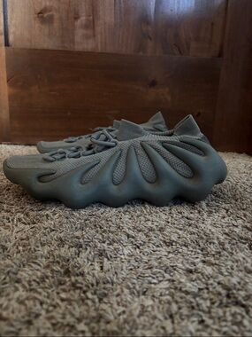 YEEZY 450 stone grey